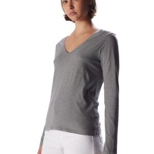 Majestic NWT Gray Fitted Long Sleeve T-Shirt Size 2/S